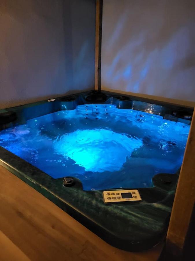 Appartement Jacuzzi Narbonne Extérieur photo