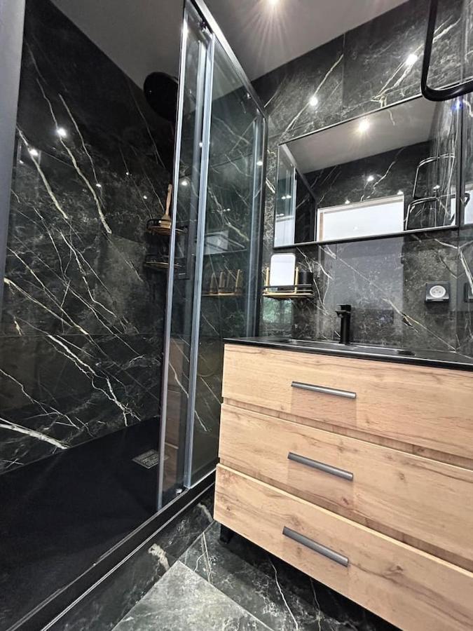Appartement Jacuzzi Narbonne Extérieur photo